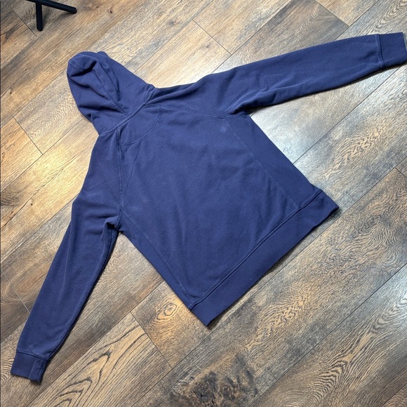 Champion vintage women’s navy blue zip up hoodie - Picture 9 of 9